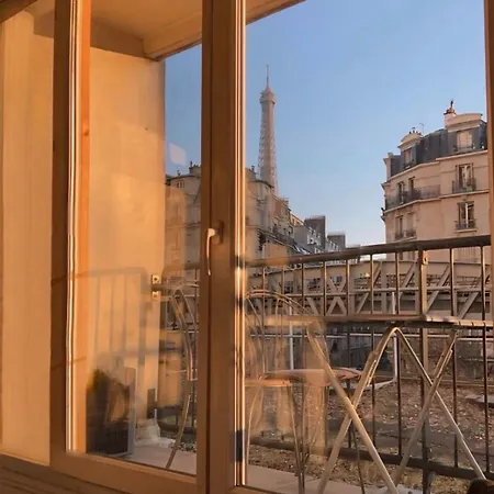 Vue Imprenable Tour Eiffel Appartement *